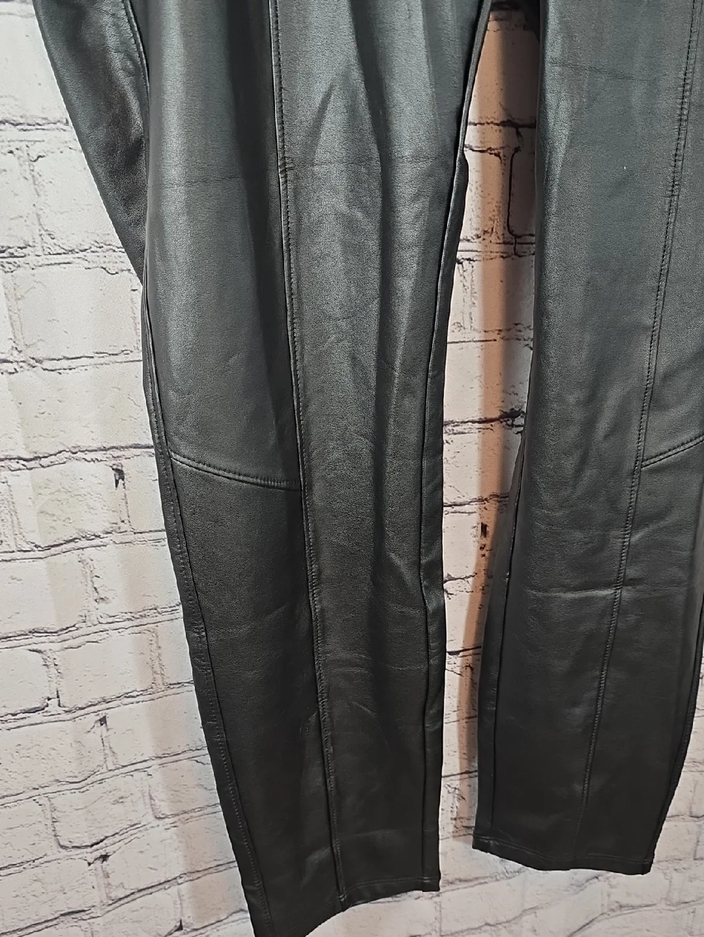 Rock & Republic Stretch Rx 'Fever' Black Faux Leather Leggings Size XXL - Picture 7 of 13